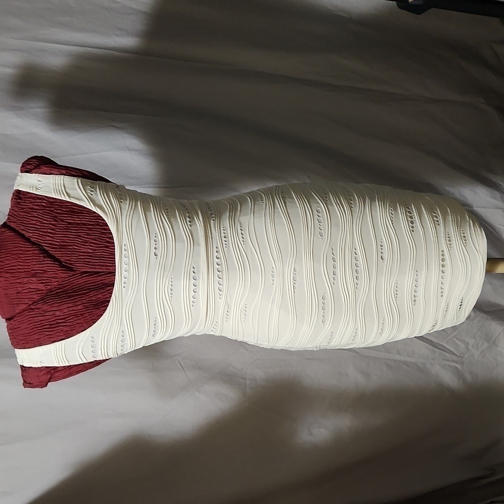 Soprano SZ S Dress - Picture 2 of 4